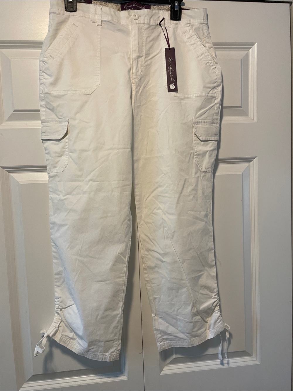 Gloria Vanderbilt White Cargo Crop Pants with Drawstring Hem